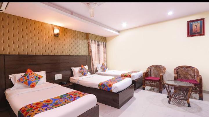 Grand Plaza Hotel - Nampally - Hyderabad Railway Station - Fish Prasadam 2025 - Free Breakfast - Deccan Railway Station - Lakdikapul Exterior foto